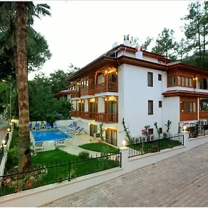  Hotel Ayka